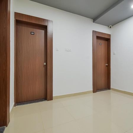 Oyo Townhouse 498 Hotel Western Nagpur Dış mekan fotoğraf