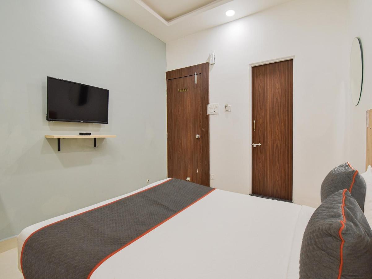 Oyo Townhouse 498 Hotel Western Nagpur Dış mekan fotoğraf
