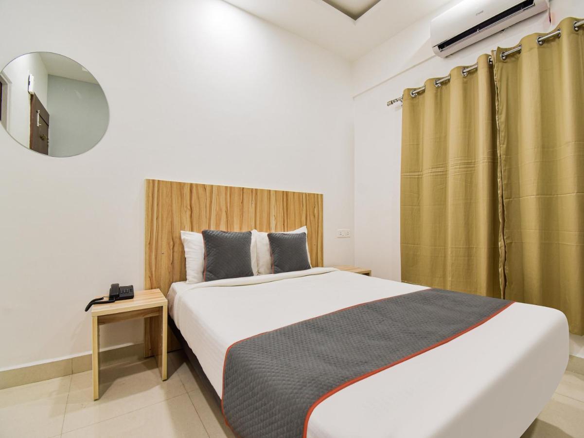 Oyo Townhouse 498 Hotel Western Nagpur Dış mekan fotoğraf