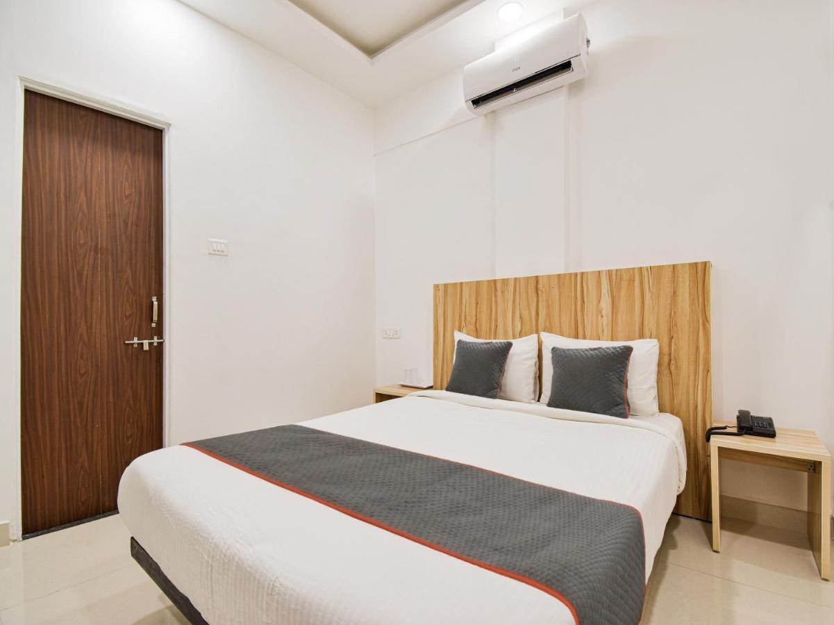 Oyo Townhouse 498 Hotel Western Nagpur Dış mekan fotoğraf