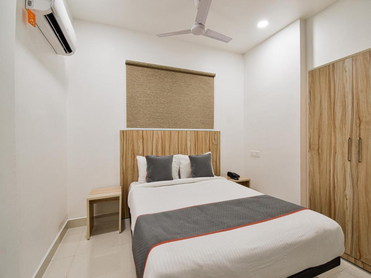 Oyo Townhouse 498 Hotel Western Nagpur Dış mekan fotoğraf